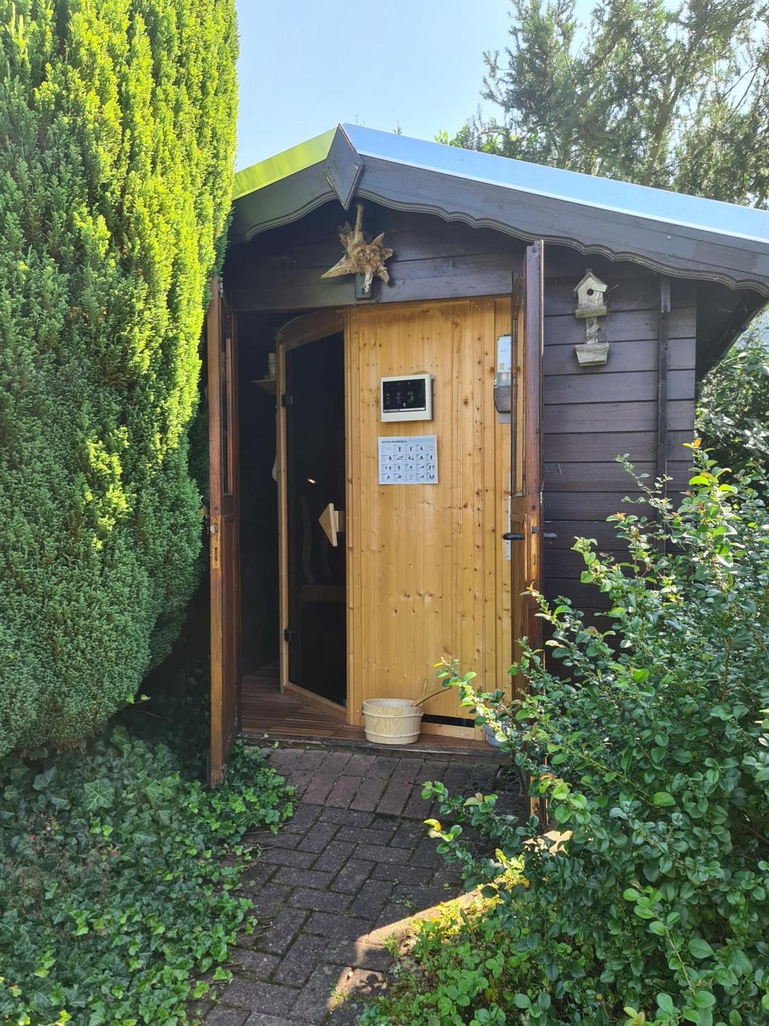 Bad Wünnenberg Haus Rosengarten Mit Sauna מראה חיצוני תמונה